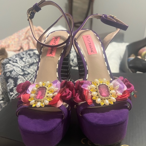 Betsey Johnson Never Worn brand new Marlo purple heels - Picture 6 of 6